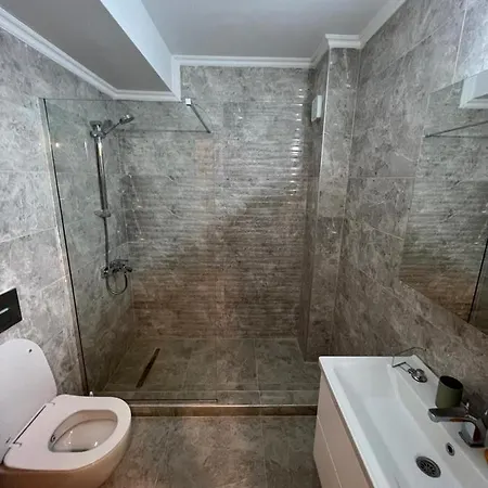 Midada Butoaie Sea Apartment Mamaia